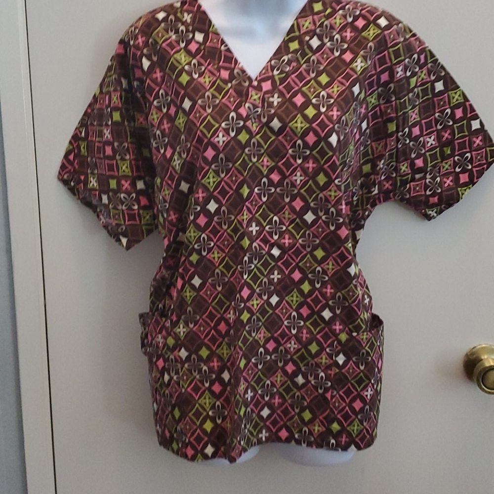 H. Q. Scrubs top